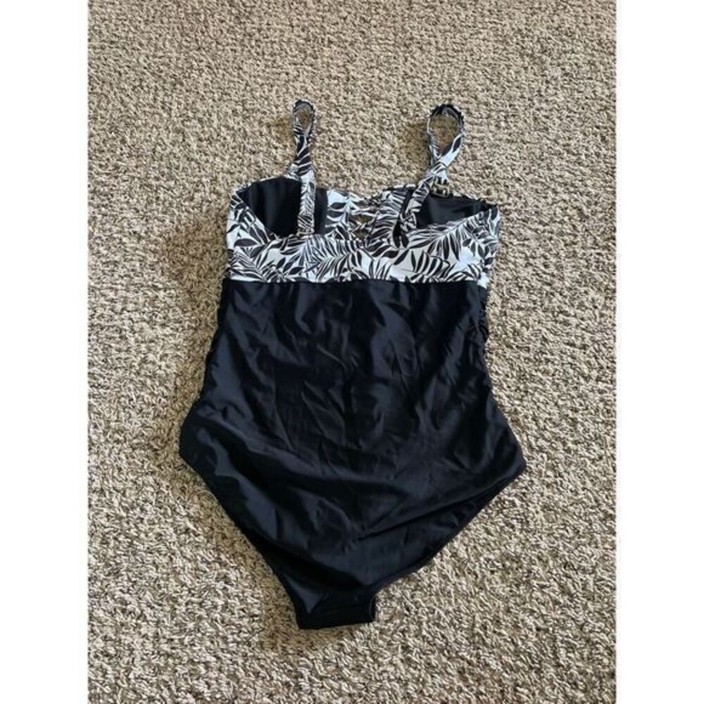 one piece bathing suit size 16W - Picture 4 of 8
